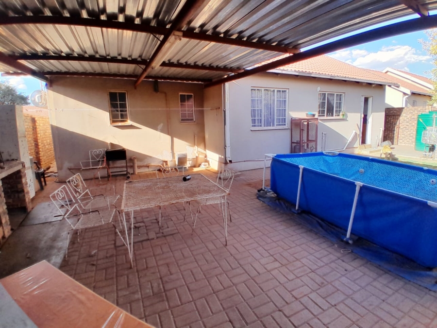 3 Bedroom Property for Sale in Kathu Northern Cape